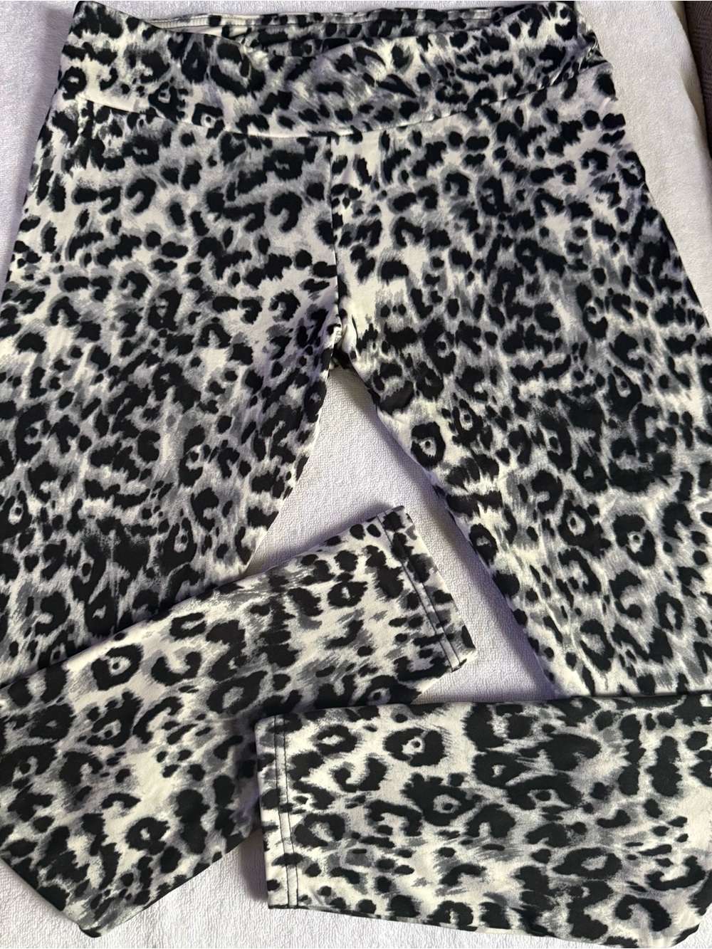 Eye Candy Black and White Leopard lounge pants/ leggings NWOT - Size 2X